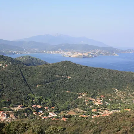 Locazione Turistica Cala Rossa.3 * Cavo